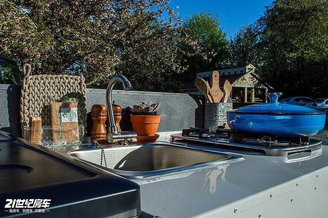 h Tall Boy 越野拖挂高顶+全铝+强越野！冰球突破豪华版app探险党终极选择！Mammot(图5)